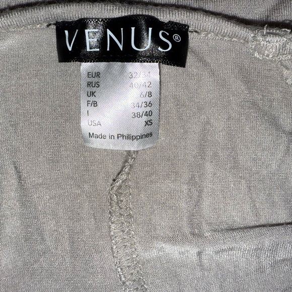 VENUS Light Green Ruffled Top - Picture 4 of 6